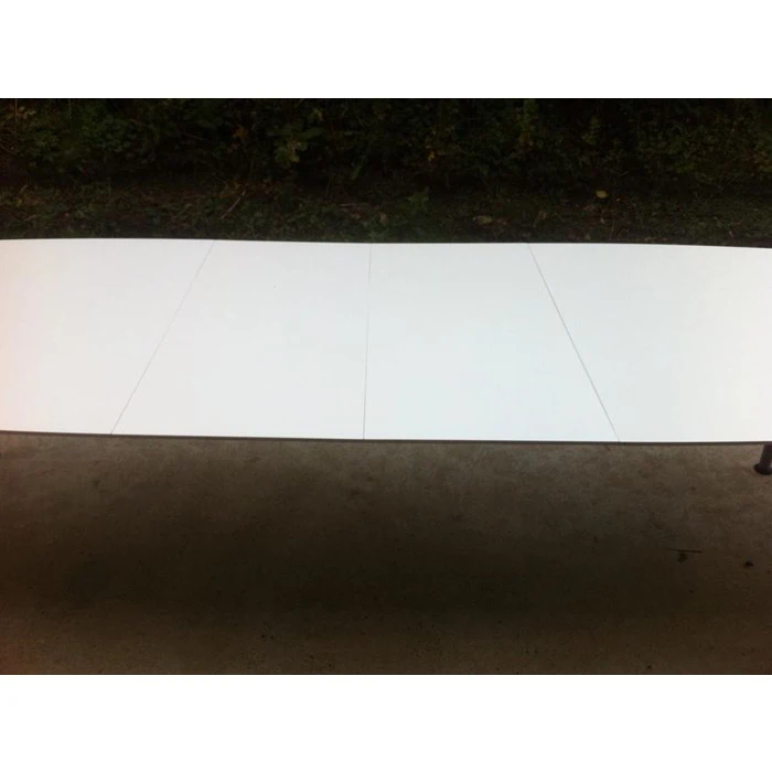 Spisebord i hvid laminat